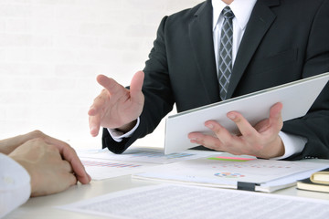 行動監視されている際の効果的な対処方法